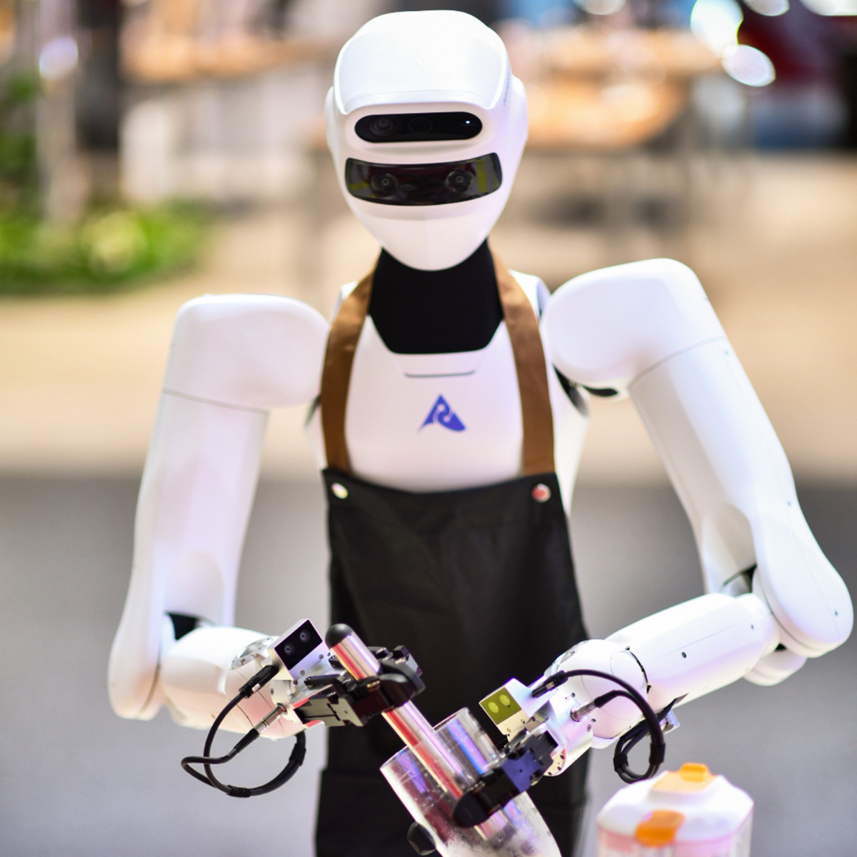 Astribot S1 – AI Humanoid Robot That Learns, Thinks & Works Like Humans